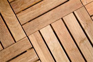 實木復合地板與強化復合地板有什么區別